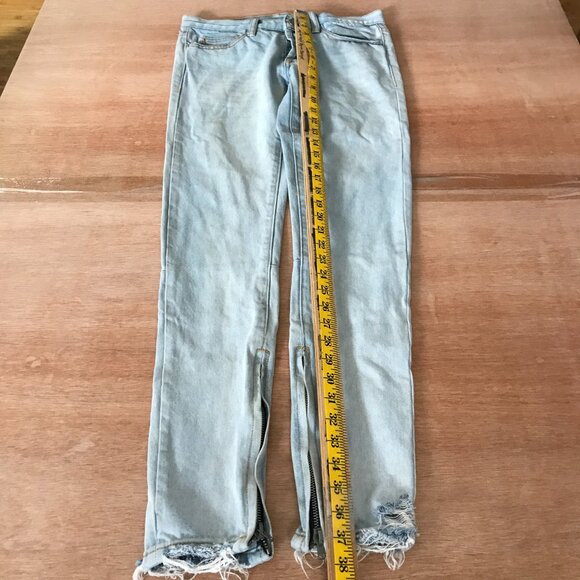 MNML Jeans Men 28x29 Blue Low Rise Raw Hem Distressed Ankle Zip Button Fly Biker - Picture 4 of 15